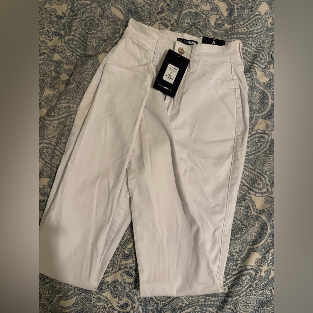Fashion Nova White Denim Jeans